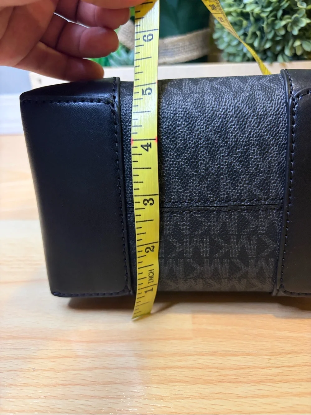 Michael Kors Black Mercer Small Bucket Crossbody Bag